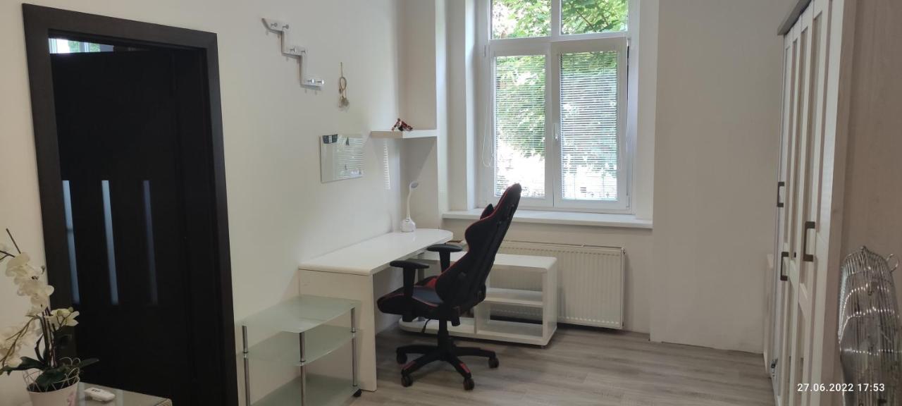 Apartman Karlovy Vary Appartement Buitenkant foto