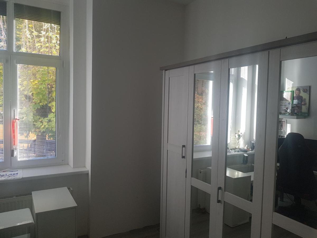 Apartman Karlovy Vary Appartement Buitenkant foto